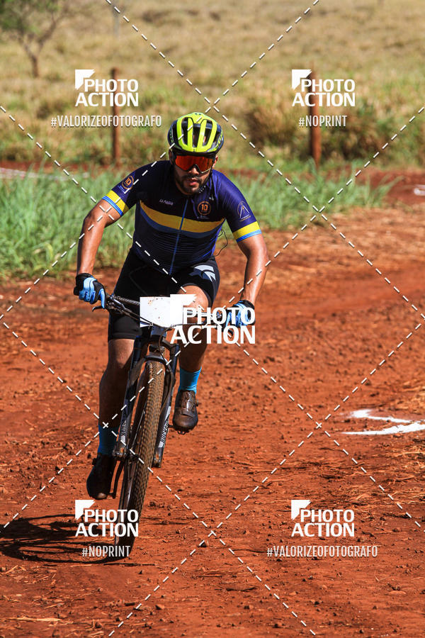 Buy your photos of the eventCROSS DUATHLON on Fotop