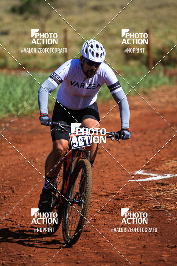 Buy your photos of the eventCROSS DUATHLON on Fotop