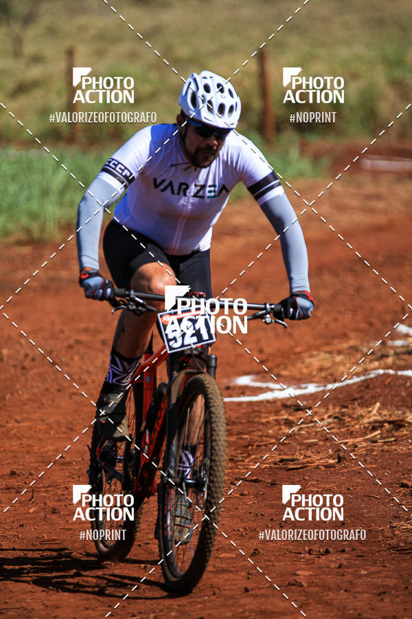 Buy your photos of the eventCROSS DUATHLON on Fotop