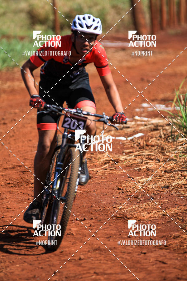 Buy your photos of the eventCROSS DUATHLON on Fotop