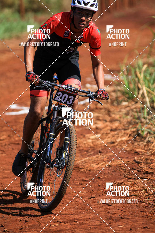 Buy your photos of the eventCROSS DUATHLON on Fotop