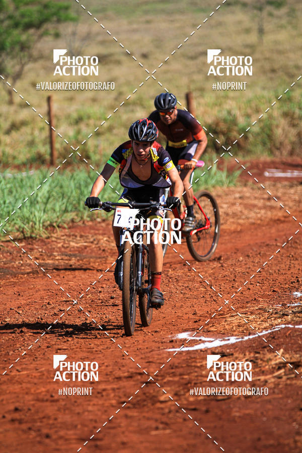 Buy your photos of the eventCROSS DUATHLON on Fotop