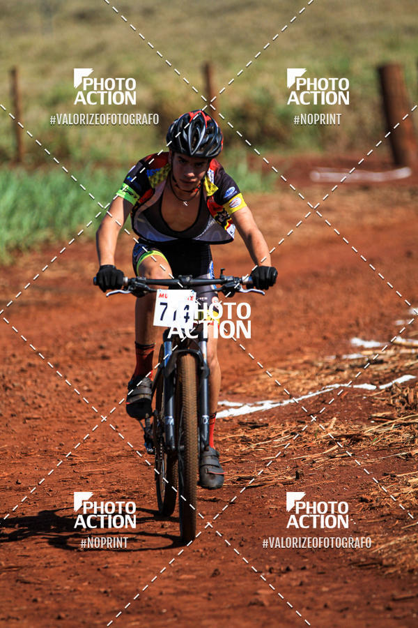 Buy your photos of the eventCROSS DUATHLON on Fotop