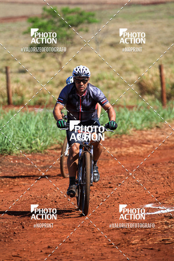 Buy your photos of the eventCROSS DUATHLON on Fotop