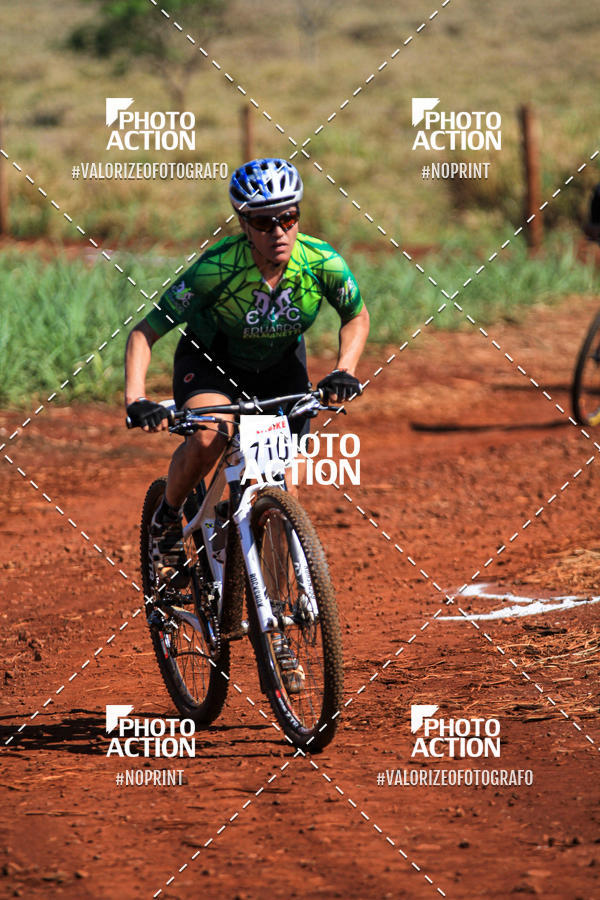 Buy your photos of the eventCROSS DUATHLON on Fotop