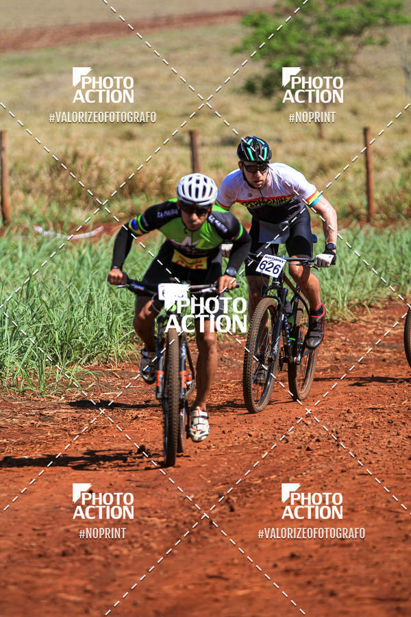 Buy your photos of the eventCROSS DUATHLON on Fotop