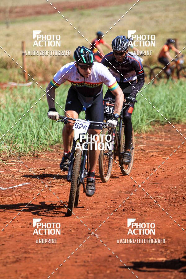Buy your photos of the eventCROSS DUATHLON on Fotop