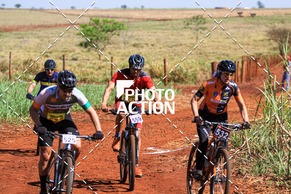 Buy your photos of the eventCROSS DUATHLON on Fotop