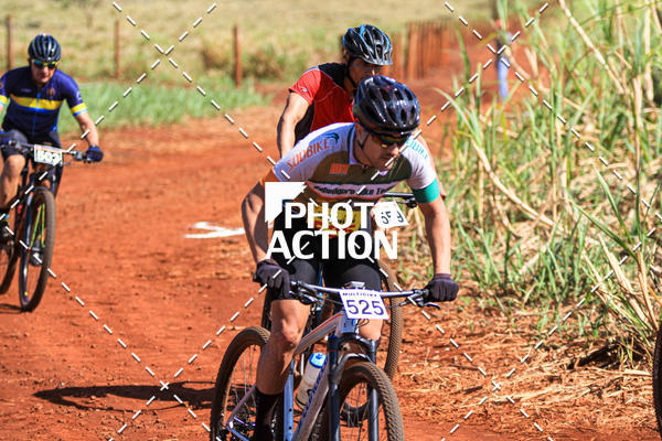 Buy your photos of the eventCROSS DUATHLON on Fotop