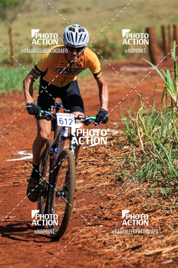 Buy your photos of the eventCROSS DUATHLON on Fotop