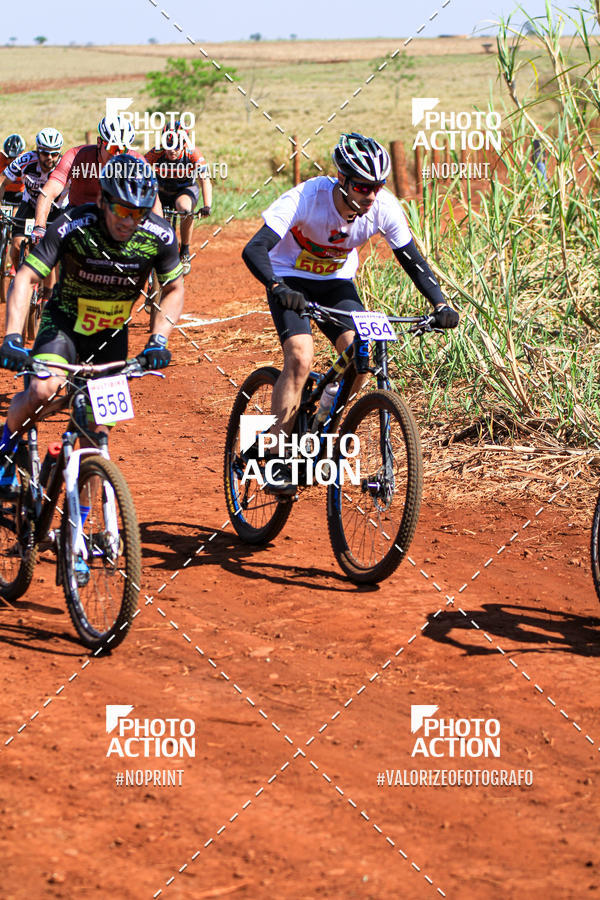Buy your photos of the eventCROSS DUATHLON on Fotop