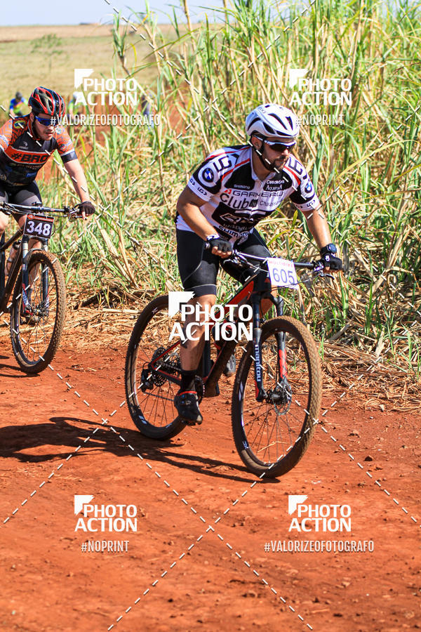 Buy your photos of the eventCROSS DUATHLON on Fotop