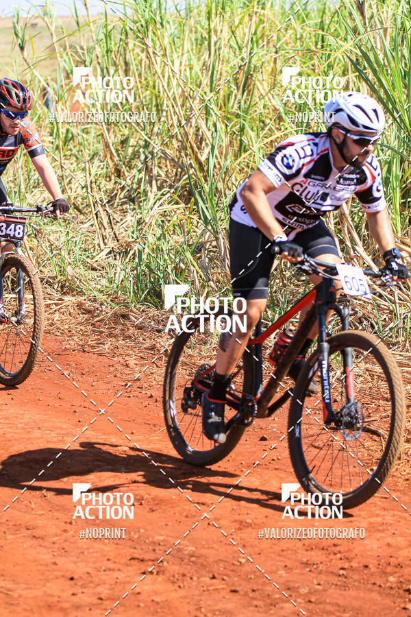 Buy your photos of the eventCROSS DUATHLON on Fotop