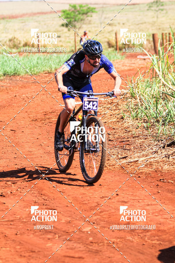 Buy your photos of the eventCROSS DUATHLON on Fotop