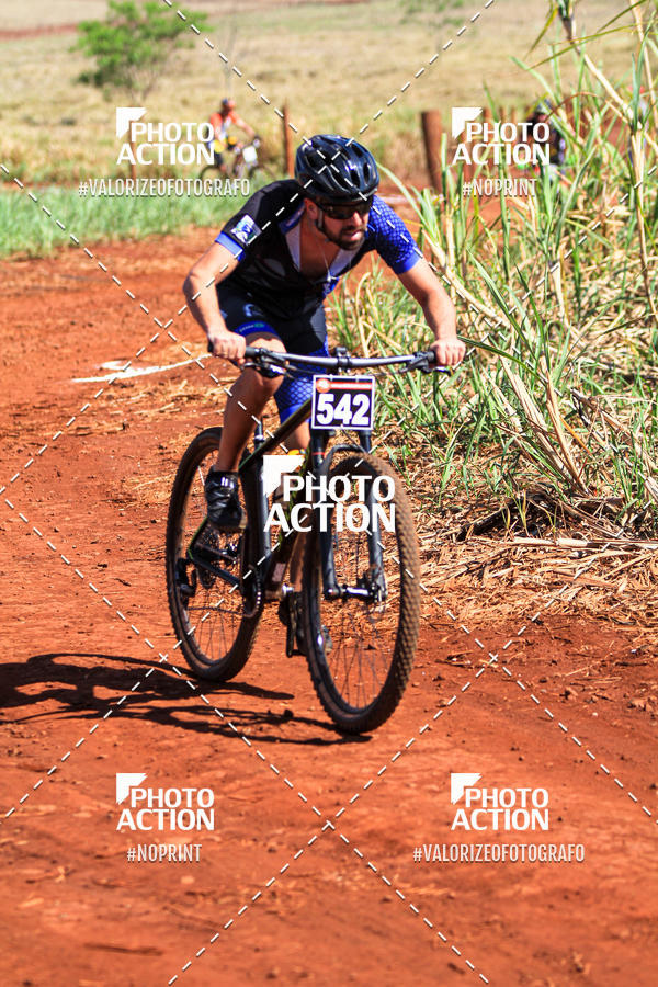 Buy your photos of the eventCROSS DUATHLON on Fotop