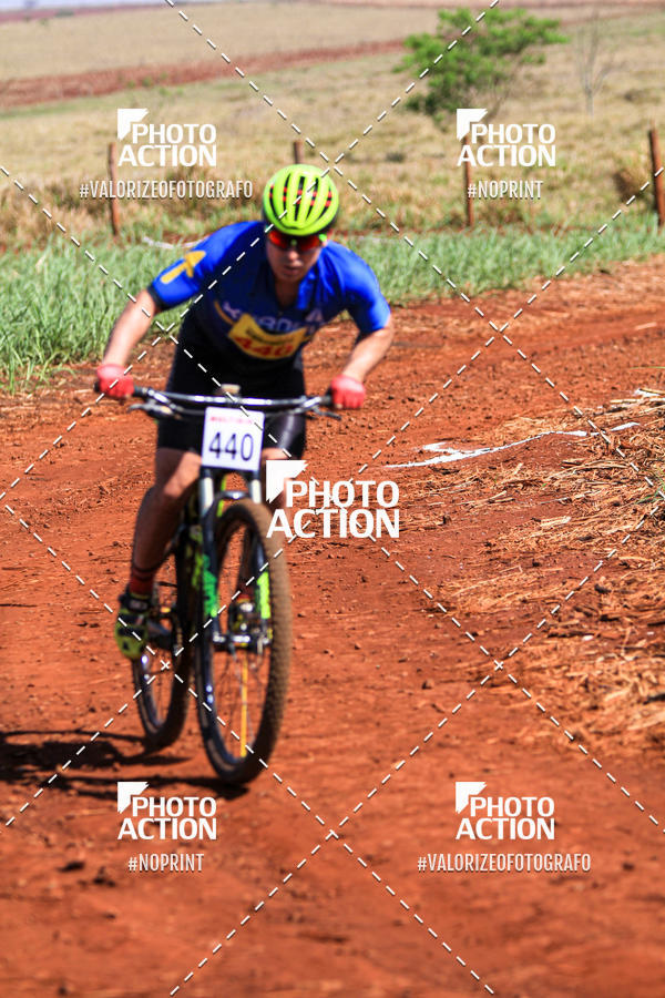 Buy your photos of the eventCROSS DUATHLON on Fotop