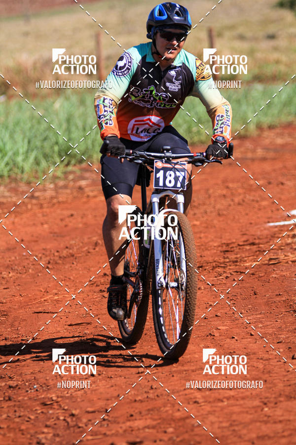 Buy your photos of the eventCROSS DUATHLON on Fotop