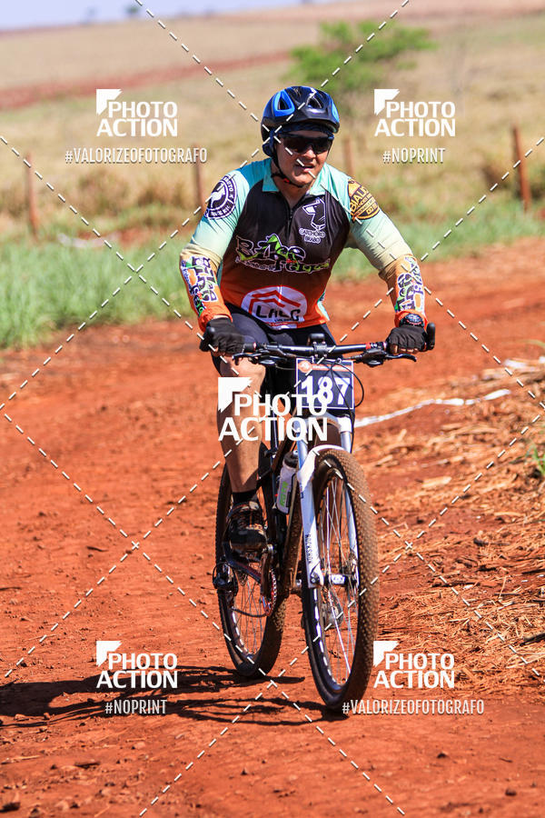 Buy your photos of the eventCROSS DUATHLON on Fotop