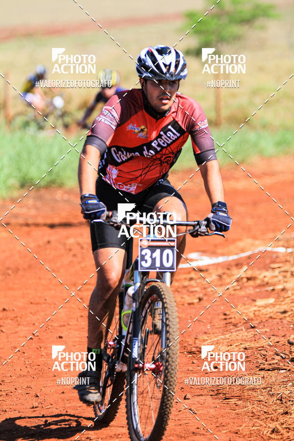 Buy your photos of the eventCROSS DUATHLON on Fotop