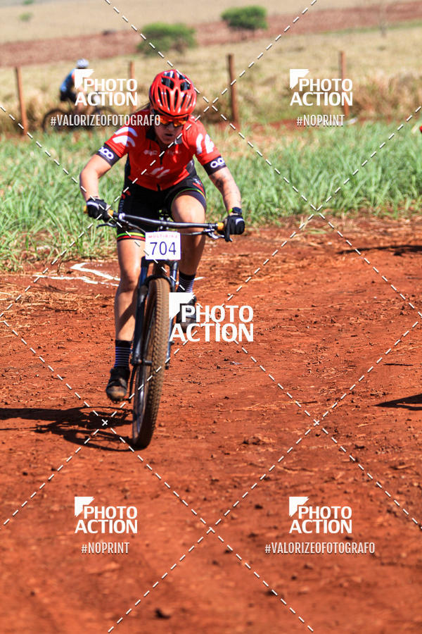 Buy your photos of the eventCROSS DUATHLON on Fotop