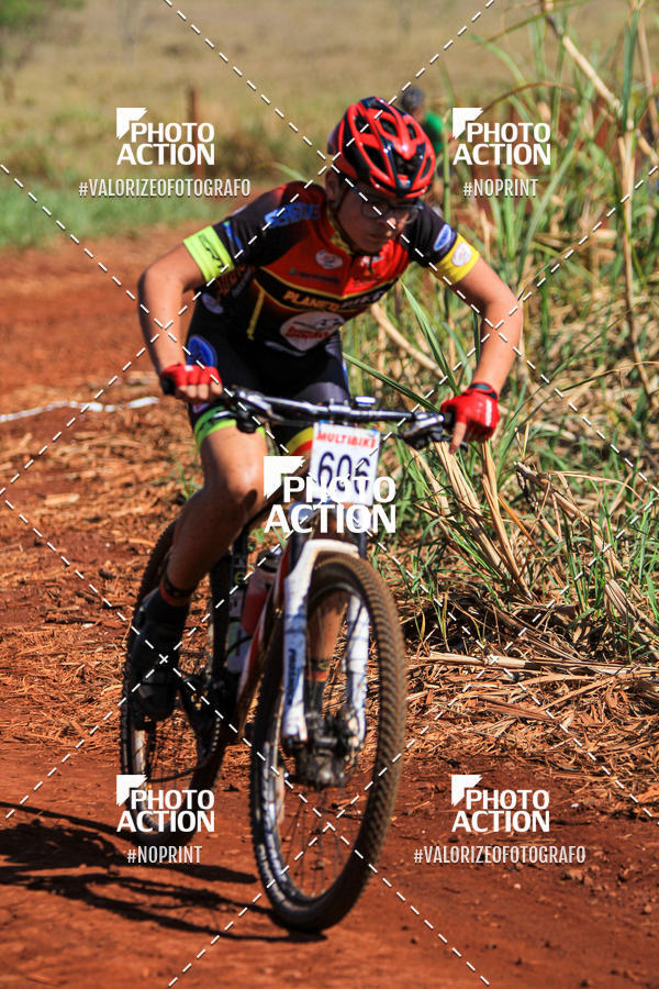 Buy your photos of the eventCROSS DUATHLON on Fotop