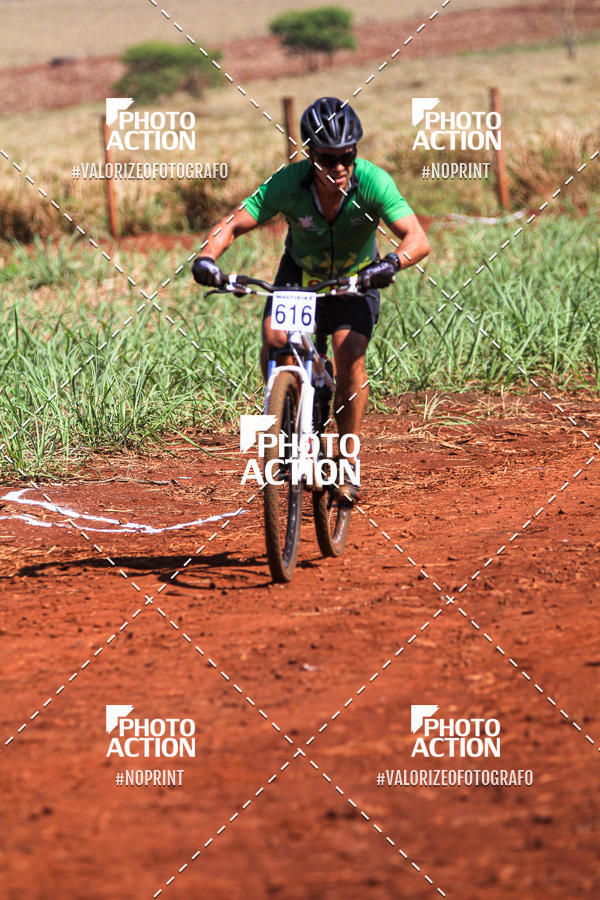 Buy your photos of the eventCROSS DUATHLON on Fotop