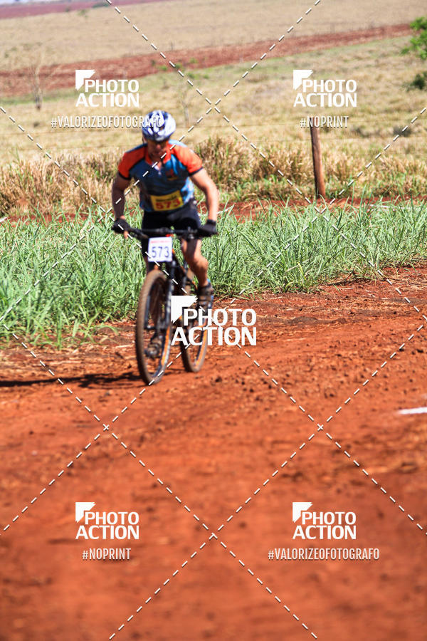 Buy your photos of the eventCROSS DUATHLON on Fotop