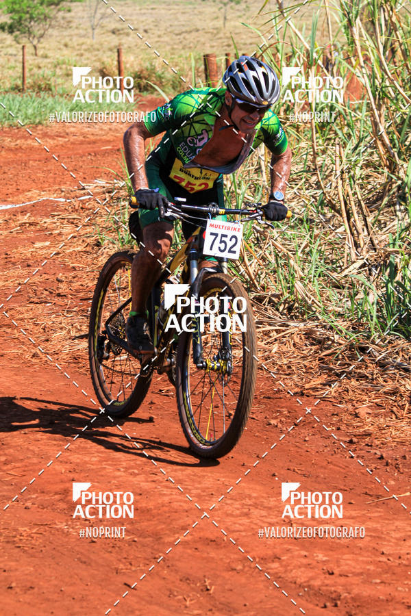 Buy your photos of the eventCROSS DUATHLON on Fotop
