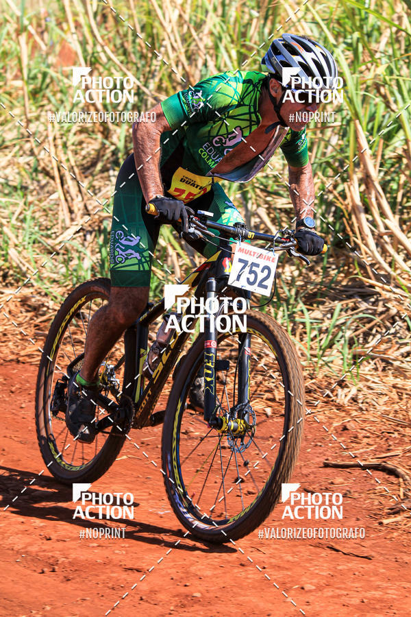 Buy your photos of the eventCROSS DUATHLON on Fotop