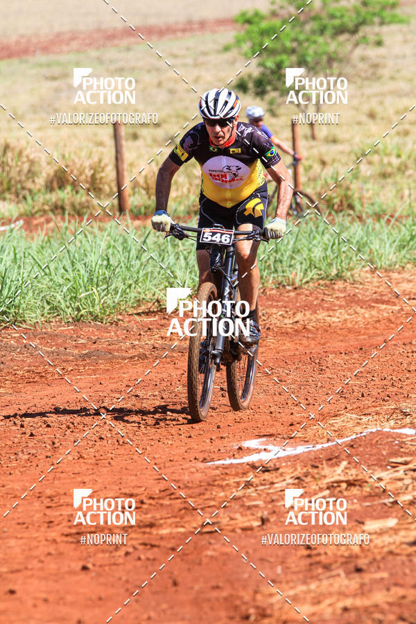 Buy your photos of the eventCROSS DUATHLON on Fotop
