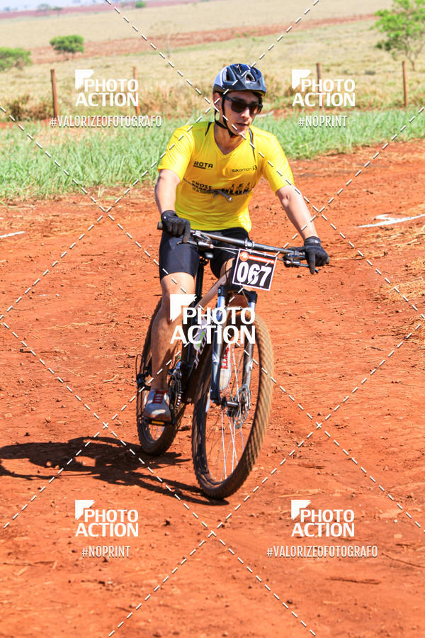 Buy your photos of the eventCROSS DUATHLON on Fotop