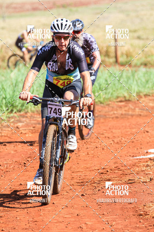 Buy your photos of the eventCROSS DUATHLON on Fotop