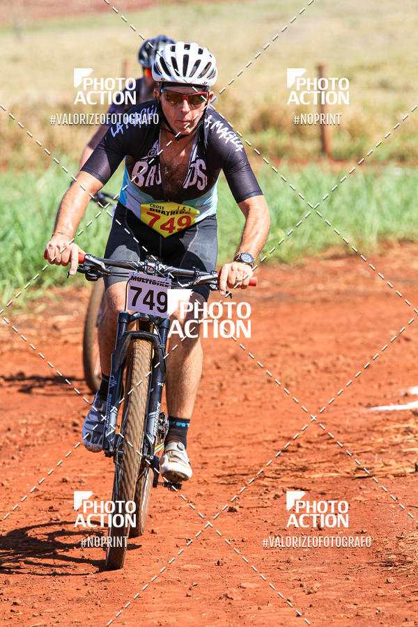 Buy your photos of the eventCROSS DUATHLON on Fotop