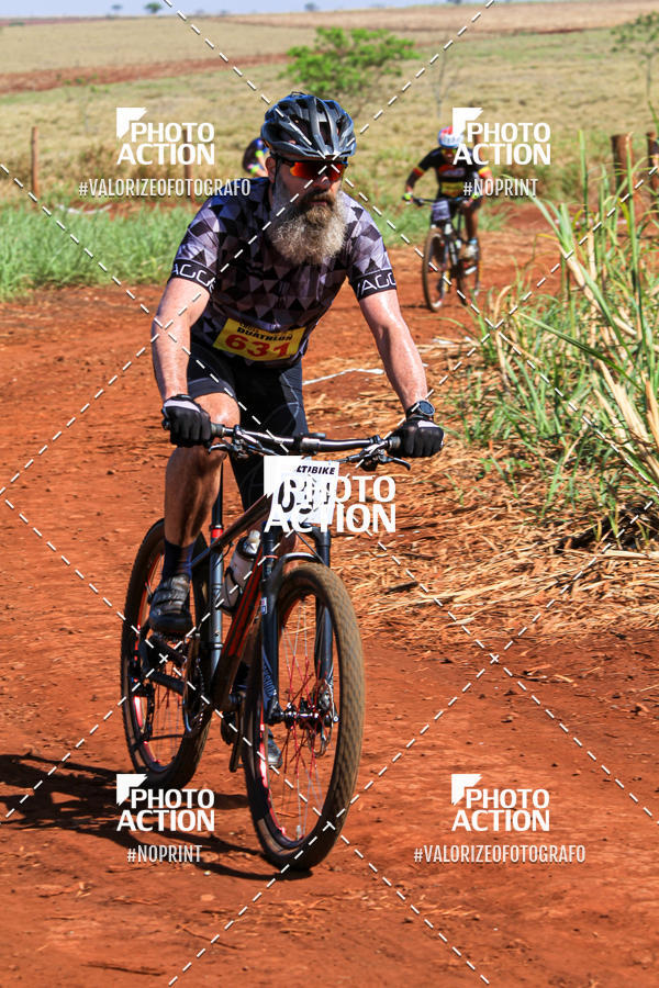 Buy your photos of the eventCROSS DUATHLON on Fotop