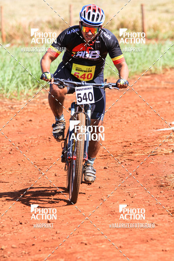 Buy your photos of the eventCROSS DUATHLON on Fotop