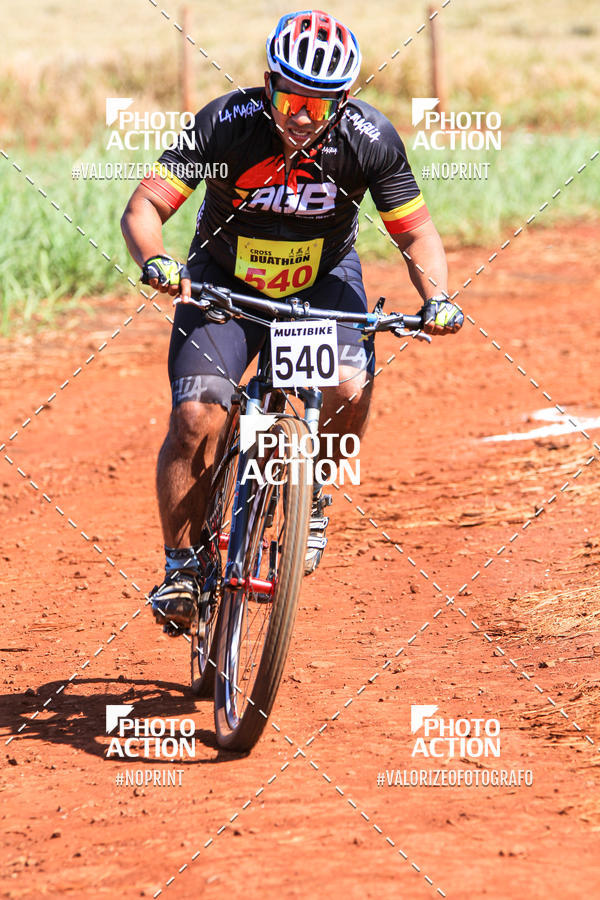 Buy your photos of the eventCROSS DUATHLON on Fotop