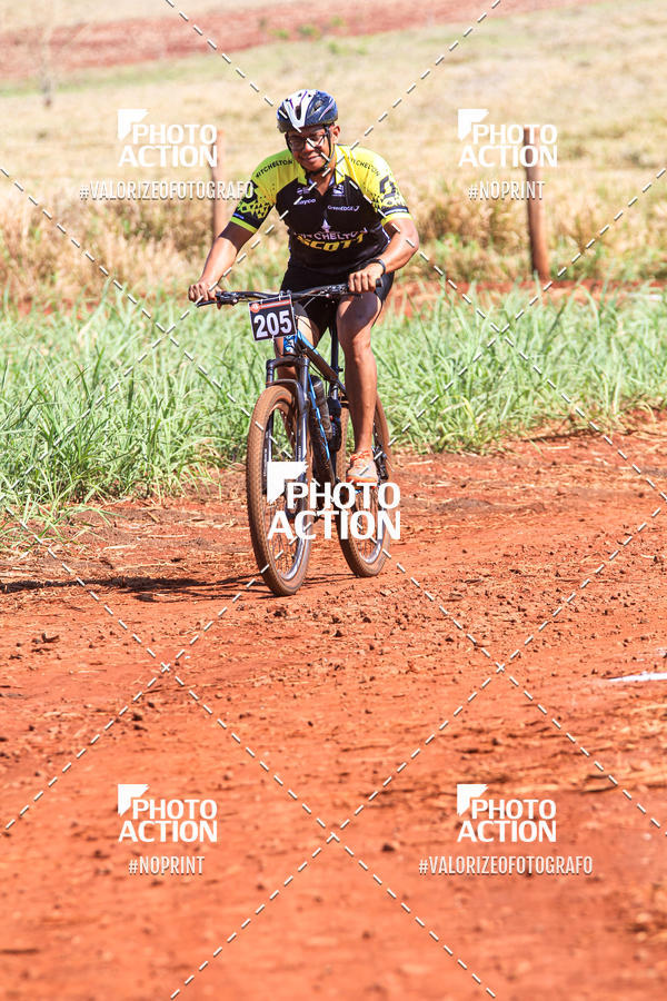 Buy your photos of the eventCROSS DUATHLON on Fotop
