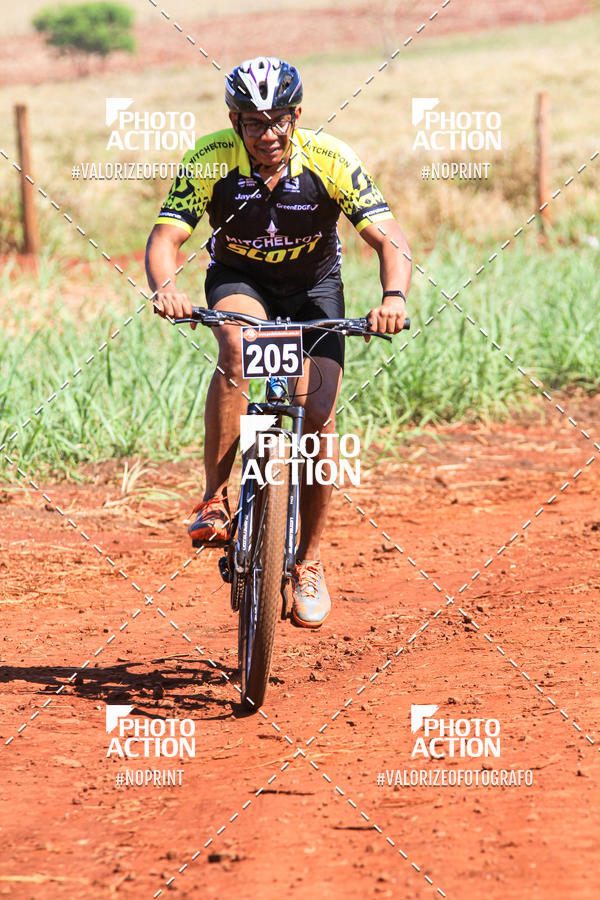 Buy your photos of the eventCROSS DUATHLON on Fotop