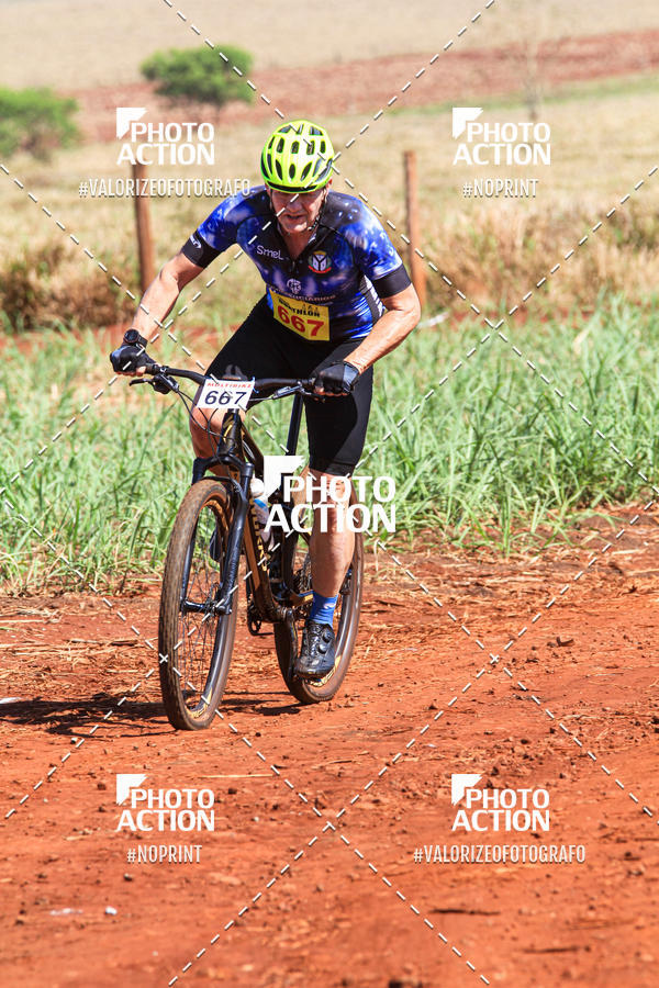 Buy your photos of the eventCROSS DUATHLON on Fotop