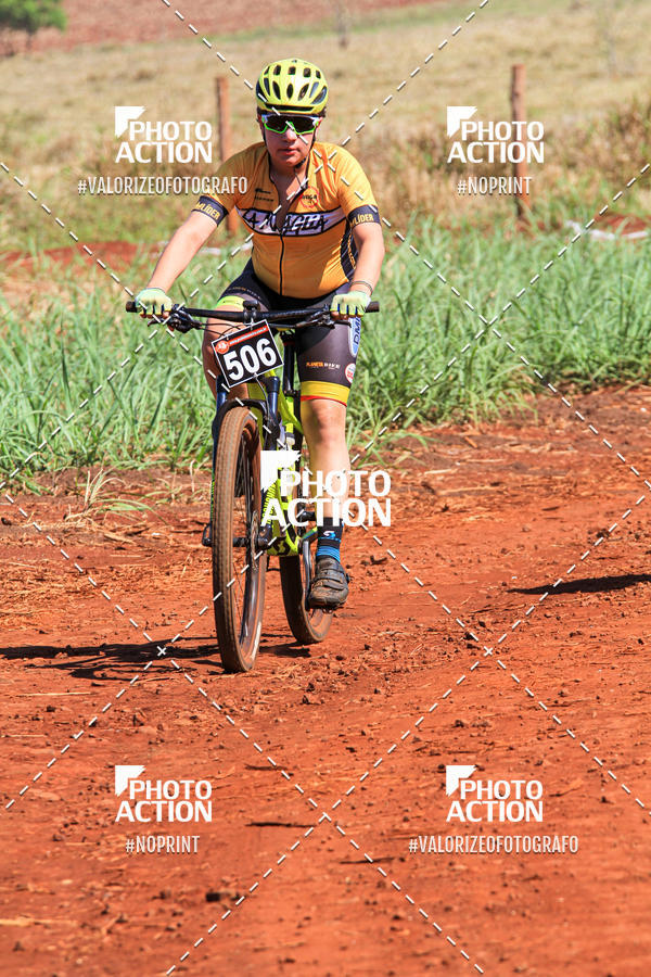 Buy your photos of the eventCROSS DUATHLON on Fotop
