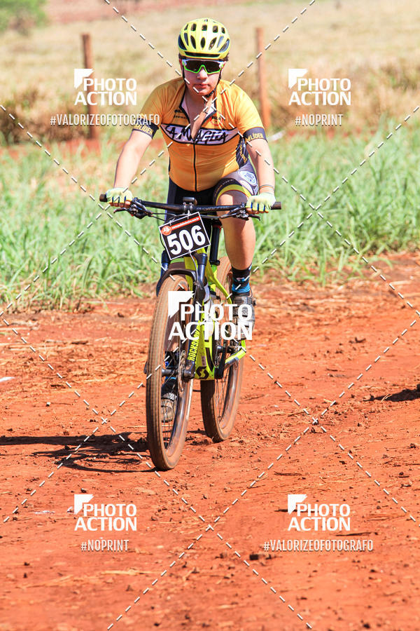 Buy your photos of the eventCROSS DUATHLON on Fotop