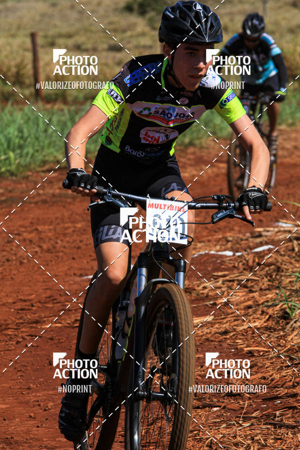 Buy your photos of the eventCROSS DUATHLON on Fotop