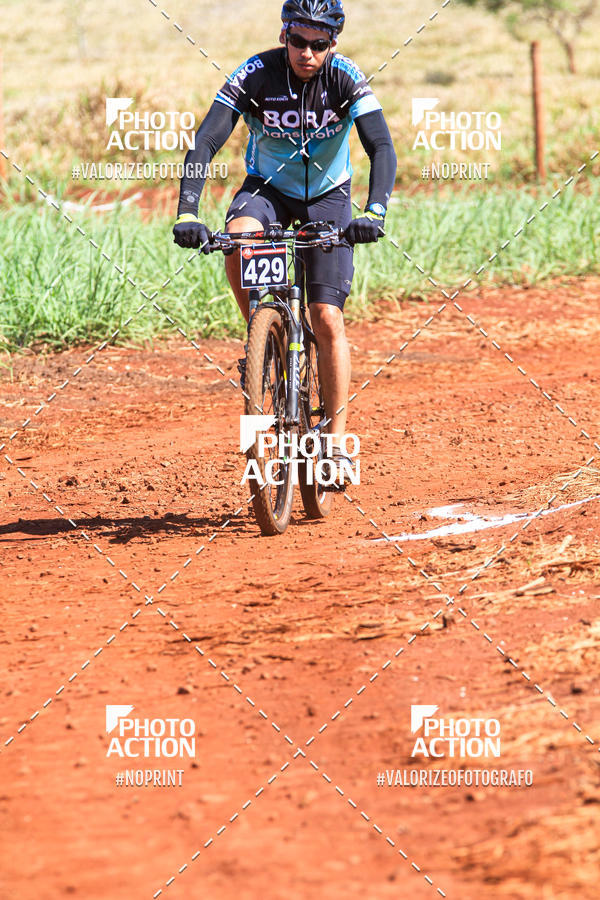 Buy your photos of the eventCROSS DUATHLON on Fotop