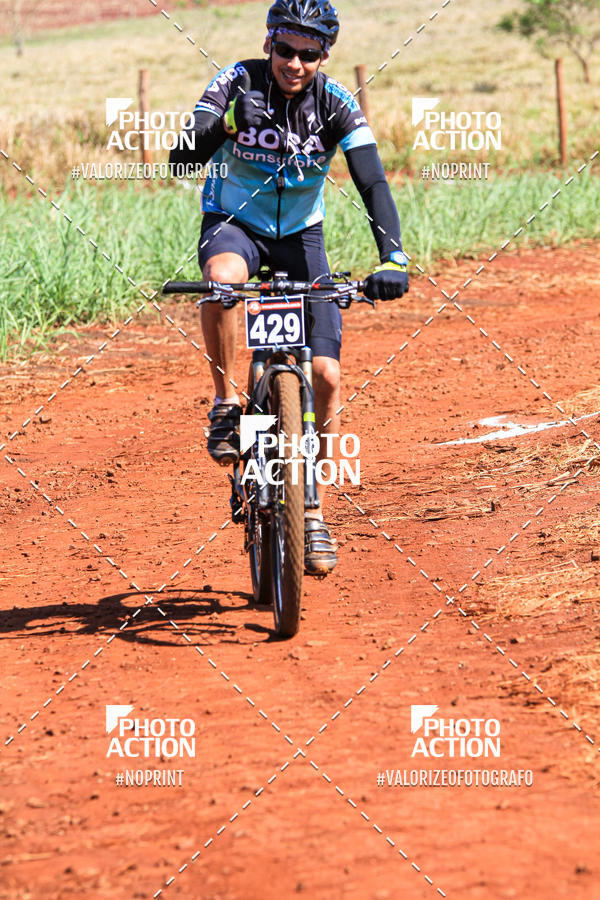 Buy your photos of the eventCROSS DUATHLON on Fotop