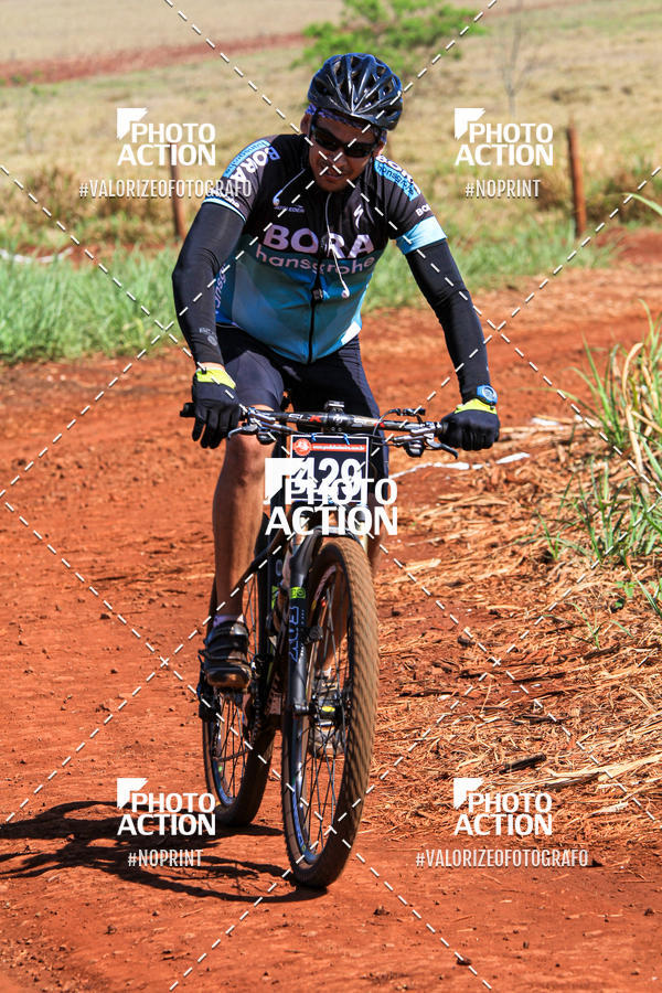 Buy your photos of the eventCROSS DUATHLON on Fotop