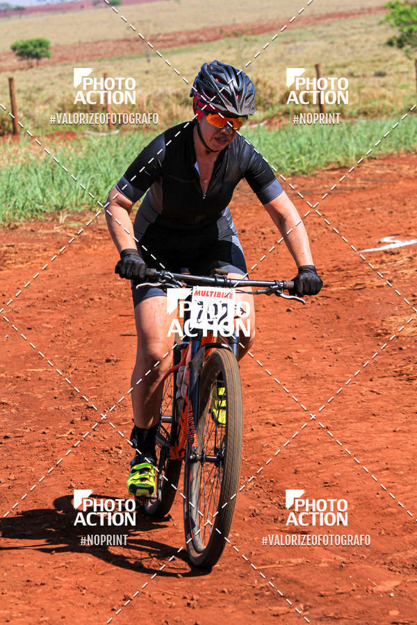 Buy your photos of the eventCROSS DUATHLON on Fotop