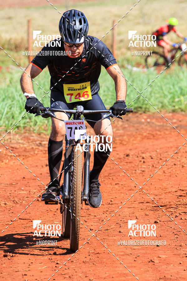 Buy your photos of the eventCROSS DUATHLON on Fotop