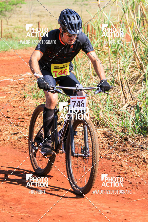 Buy your photos of the eventCROSS DUATHLON on Fotop