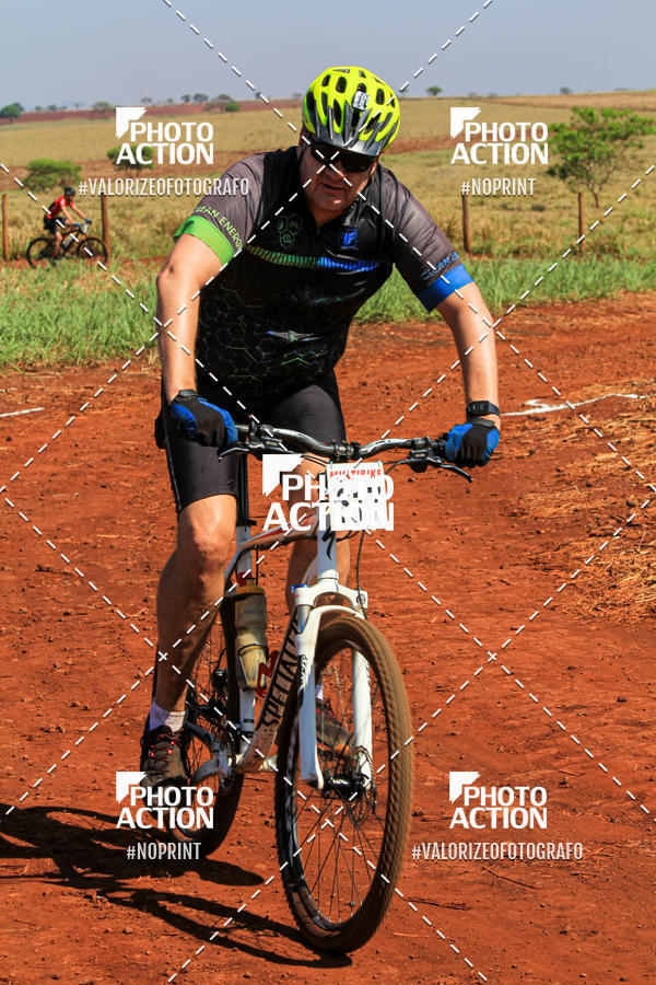 Buy your photos of the eventCROSS DUATHLON on Fotop