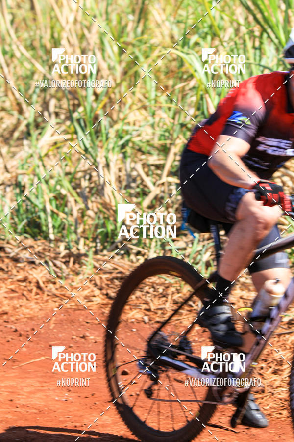 Buy your photos of the eventCROSS DUATHLON on Fotop